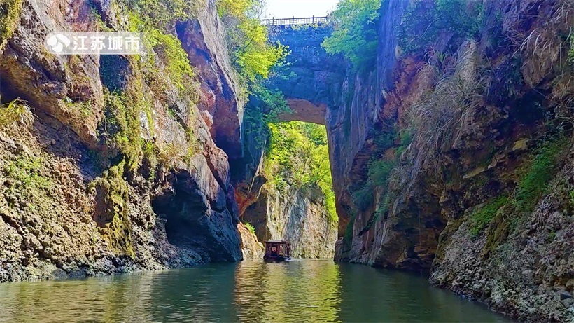 打卡风景秀丽的天生桥景区，体验各种有趣的游览项目(图3)